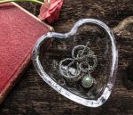 Hazdev Tray Heart Shape Textured Glass Sentimental Gift Dish - Image 3